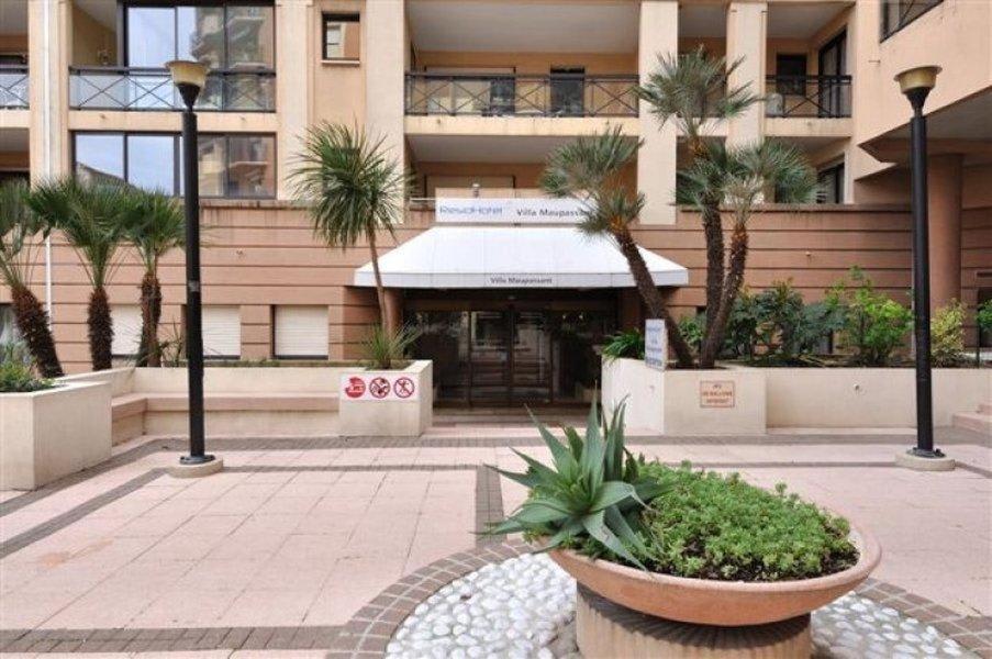 Villa Maupassant 06 Кан Екстериор снимка