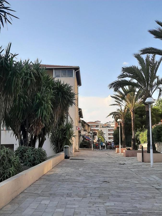 Villa Maupassant 06 Кан Екстериор снимка